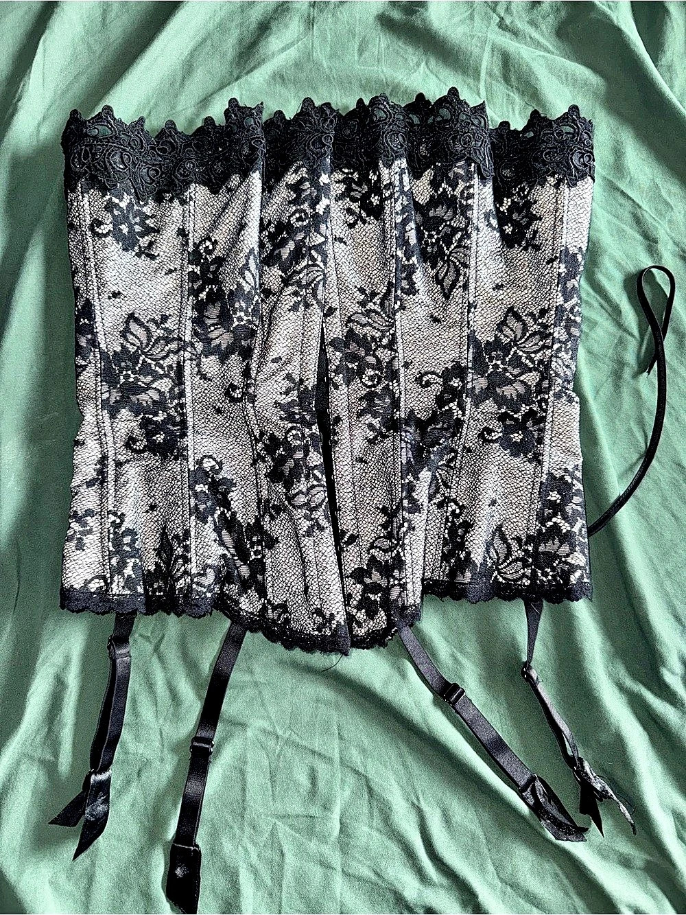 Frederick’s of Hollywood Floral Lace Corset Bustier Small
